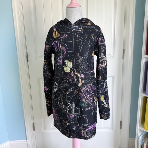 Blackmilk Planisphere Black Slouchy Hoodie - Picture 2 of 8